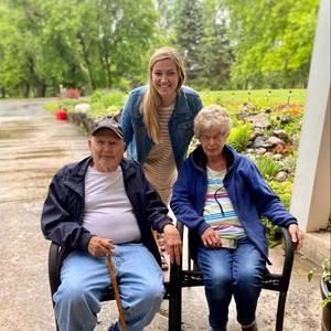 Meet your Posher, Abby